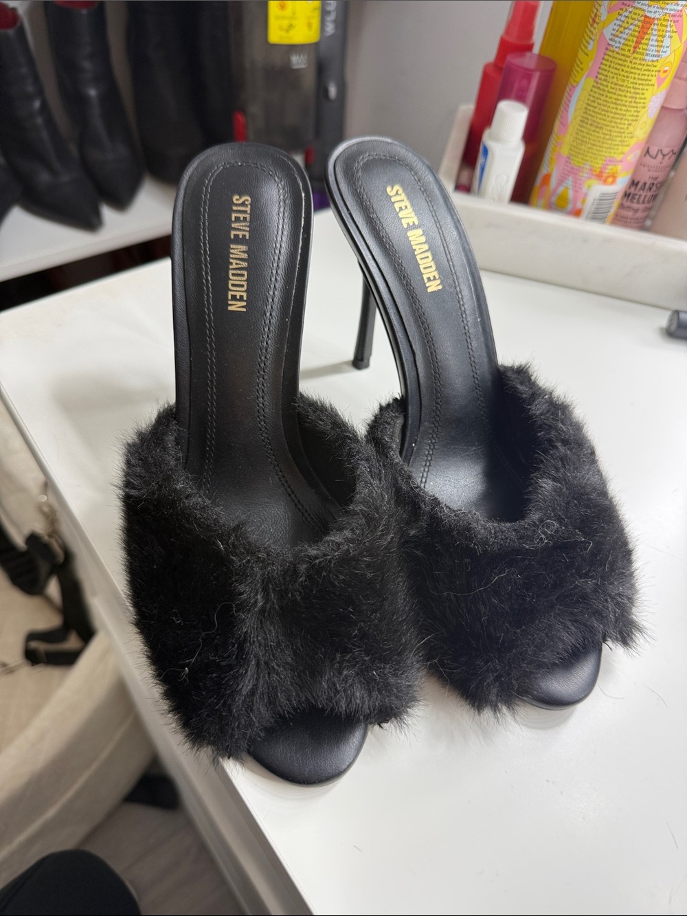 Steve Madden Black Faux-Fur Slide Heels